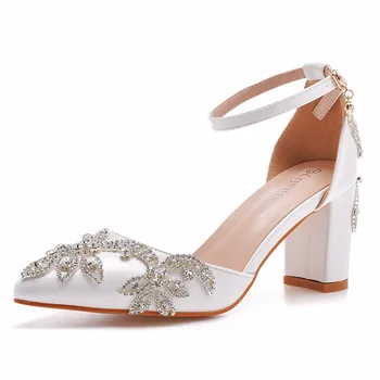 Обувь с острым носком на каблуке толщиной 7 см, полые туфли для внешней торговли, сандалии с квадратным корнем, Свадебные женские женские Свадебные бриллианты