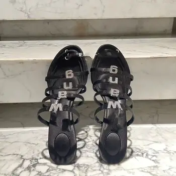 Gotoola Letter Wang / Популярные босоножки в римском стиле со стразами и буквами; французская женская обувь на среднем высоком каблуке с круглым носком; Летняя новинка 2023 года;